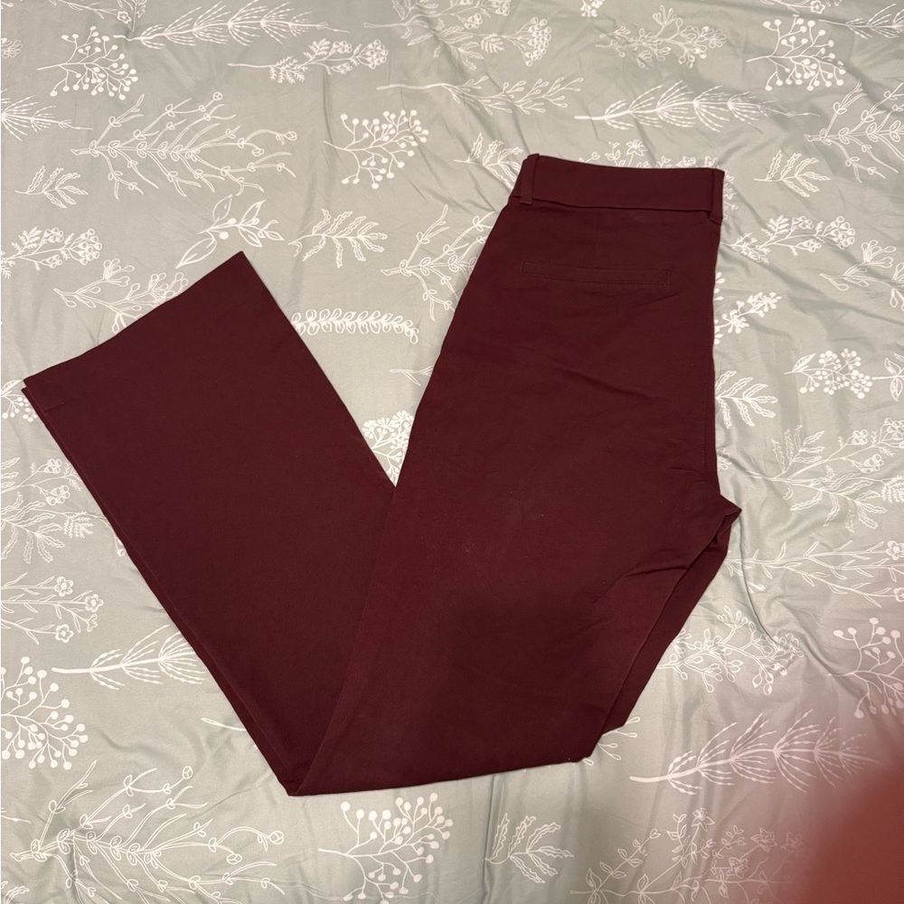 Old Navy High-Rise Pixie Pants in Deep Burgundy